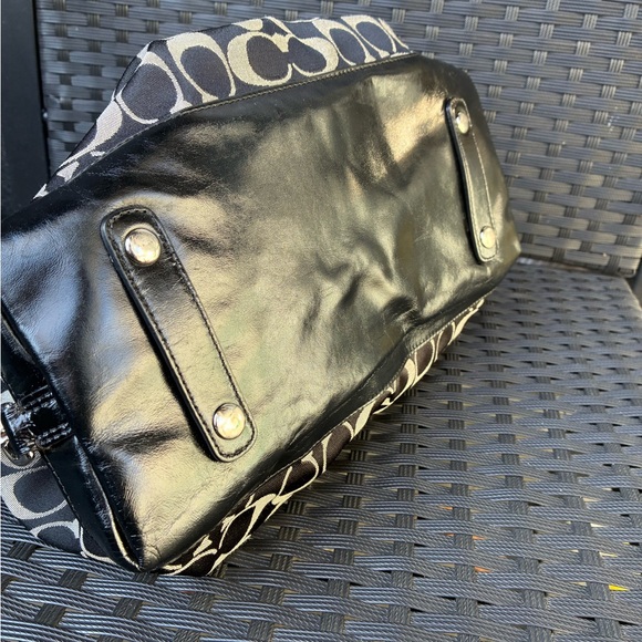 COACH BAG,Coach Black and Gray Signature Satchel - Picture 15 of 15